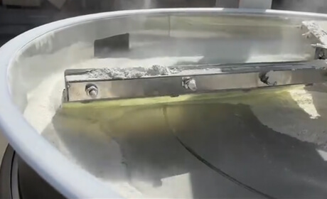 Light Bulk Density & Easy to Float Powder Sieving Difficulty And Solution